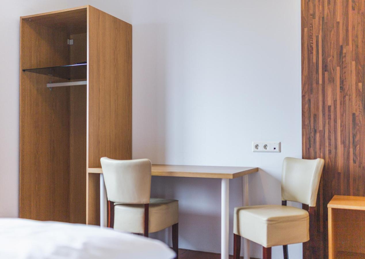 Alfheimar Hotel Борґарфіордюр-Ейстрі Екстер'єр фото
